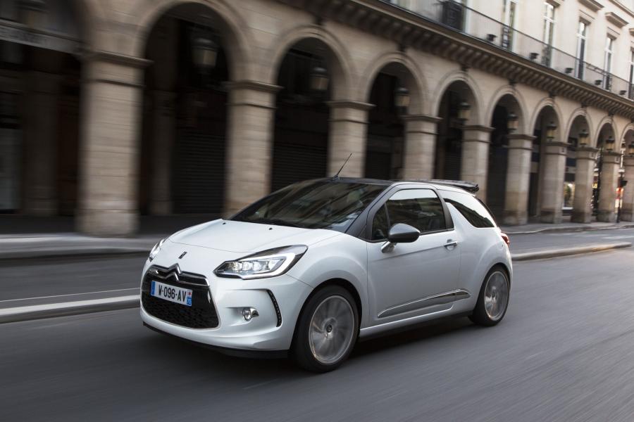  Citroen DS3 Cabrio 2012 года  (фото 104 из 115)